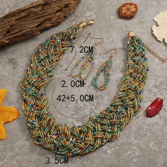 Green multi necklace - Picture 3 of 3